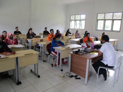 KEGIATAN EKSTRAKURIKULER DALAM PERSIAPAN PEMANTAPAN SBMPTN TAHUN 2021